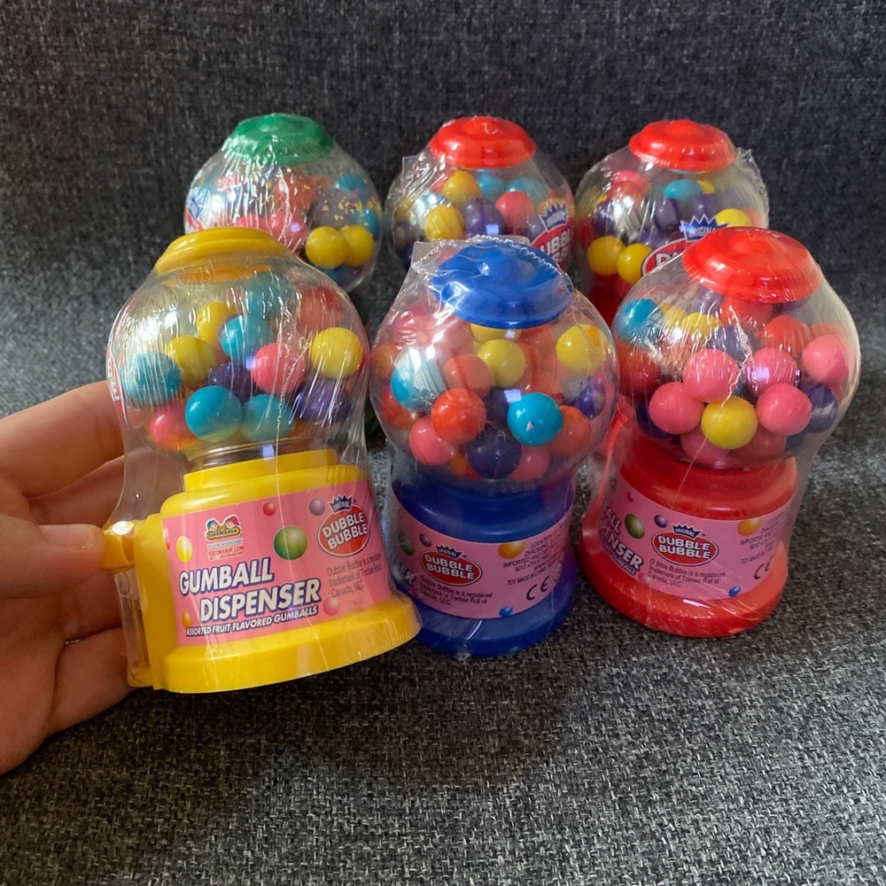 Set of 6 Mini Gumball Machine Dispenser Party Favors